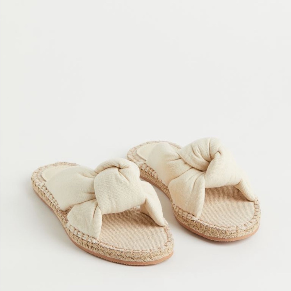 Knot Sandals